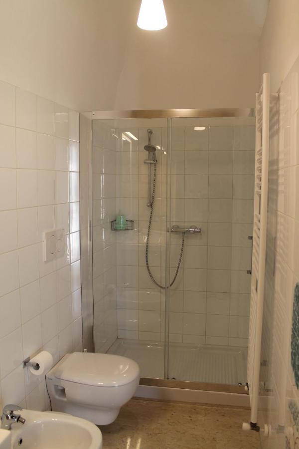 B&B Piazza Garibaldi Сантерамо-ин-Колле Экстерьер фото