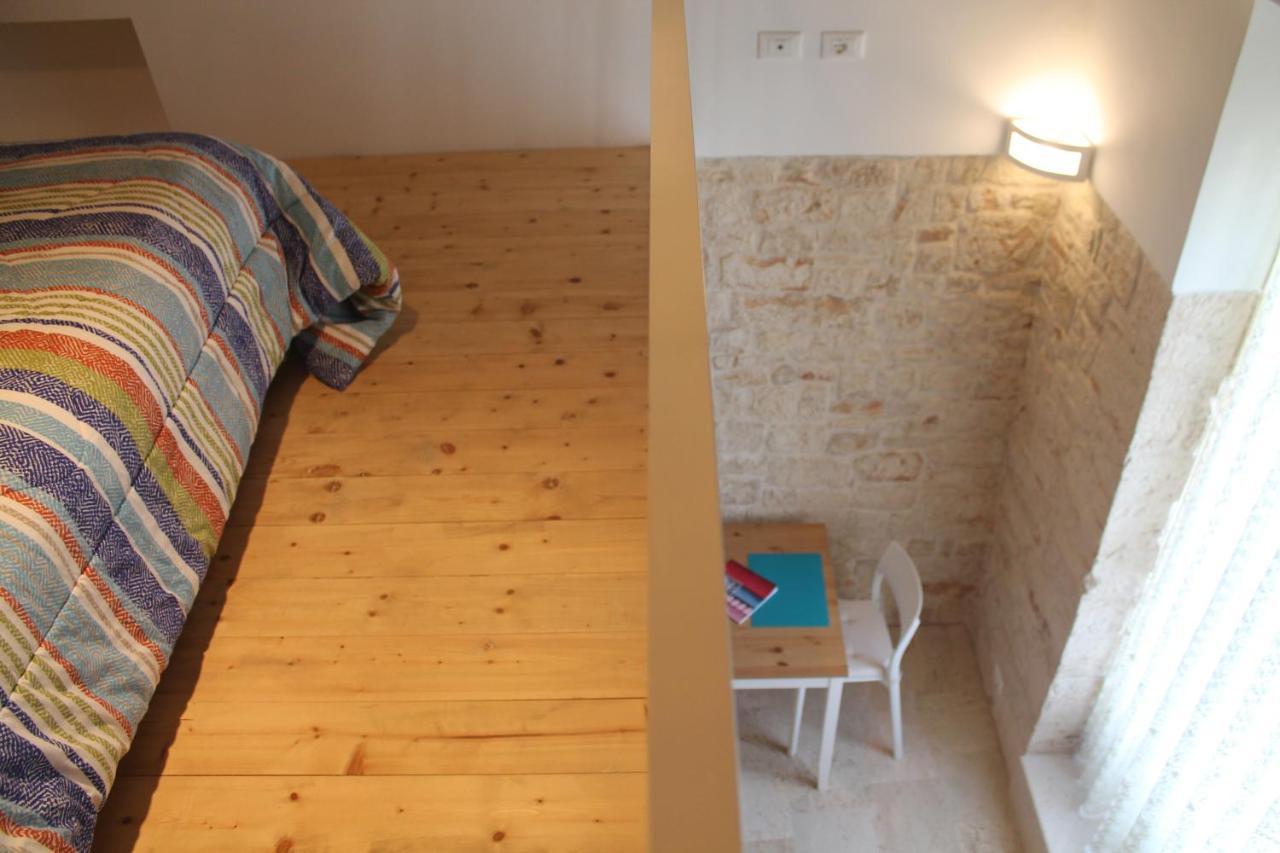B&B Piazza Garibaldi Сантерамо-ин-Колле Экстерьер фото